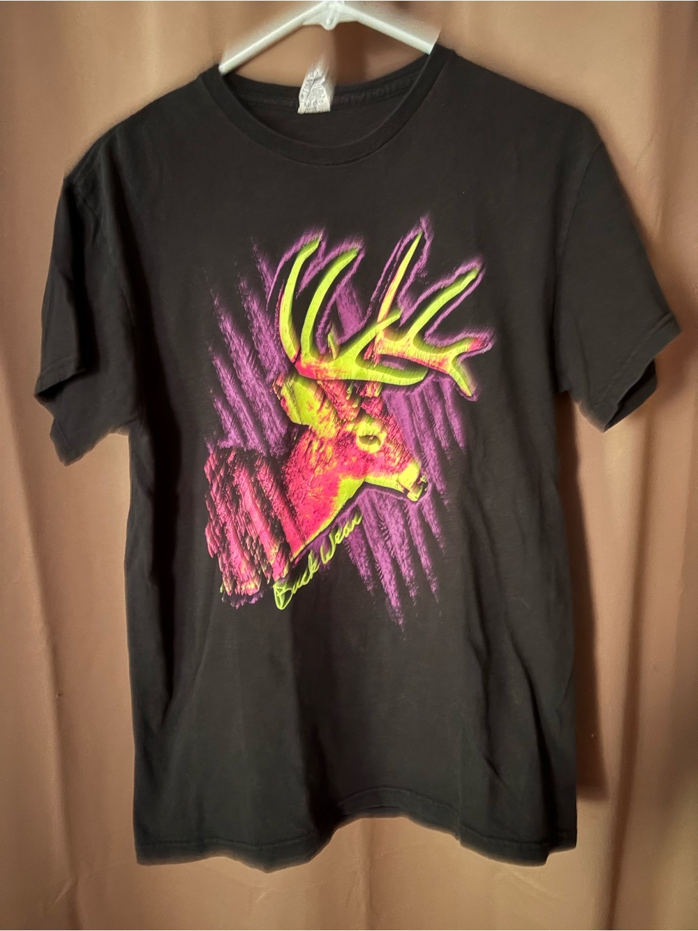 Vintage Neon Buck Wear Deer T-Shirt Delta Pro Weight Size M